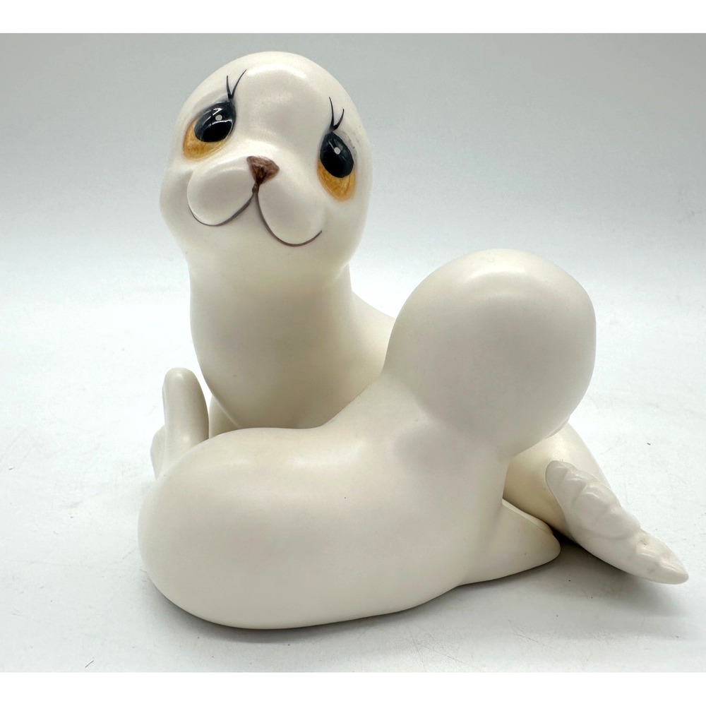 Oxford Ceramic Seal Figurines Set of 2 White Matte Vintage Nursery Decor Mexico
